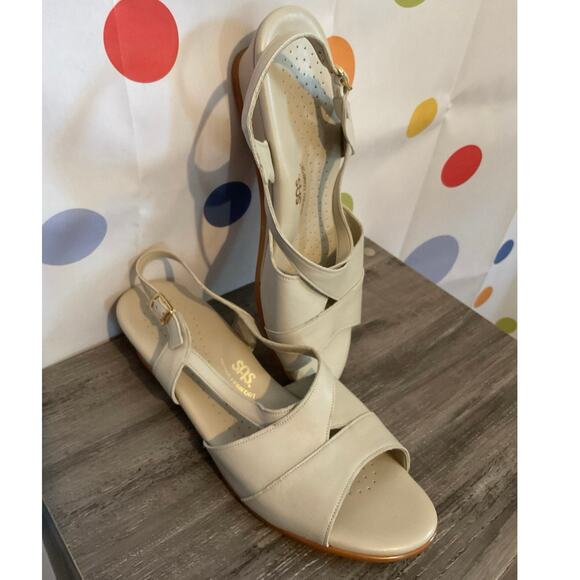 NEW SAS Tripad Sandal Bone Size 12 Wide - Picture 1 of 12